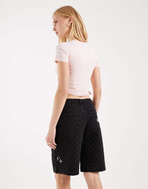 Santa Cruz – Sommer-Shorts in Schwarz mit Schlitz und Karomuster, 2 von 5