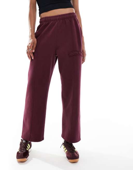 Santa Cruz – Wide-Fit-Jogginghose aus angerautem Fleece in Burgunderrot mit geradem Schnitt und Logo, Kombiteil