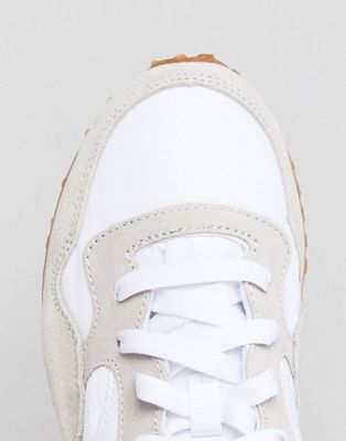 saucony dxn vintage sneakers in cream