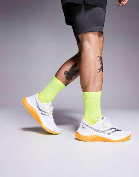 Saucony - Endorphin Speed 4 - Hvide og citrusfarvede løbesneakers - view 1