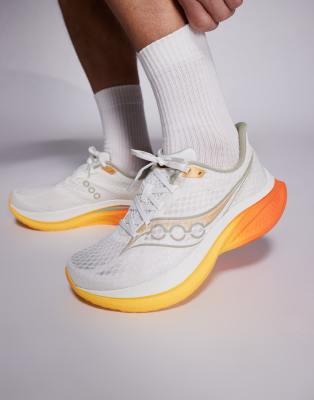 Endorphin Speed 5 - Lauf-Sneaker in Elfenbein und Fire-Bunt Bunt 45