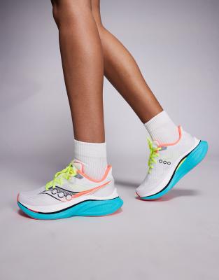 Saucony - Endorphin Speed 5 - Laufsneaker in Weiß und der Farbe Mutant-Bunt