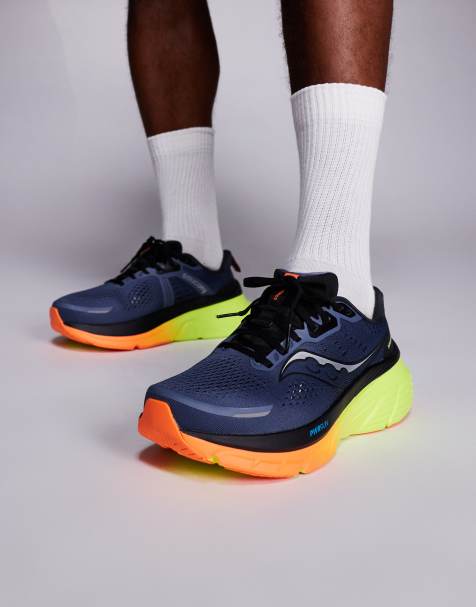 Saucony – Guide 18 – Lauf-Sneaker in den Farben Shadow und Vizi - view 1