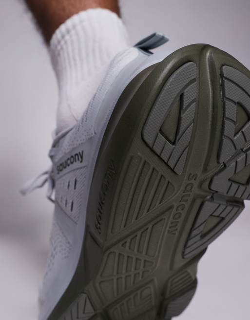 Saucony Guide 18 running trainers in cloud and olive, 4 of 5