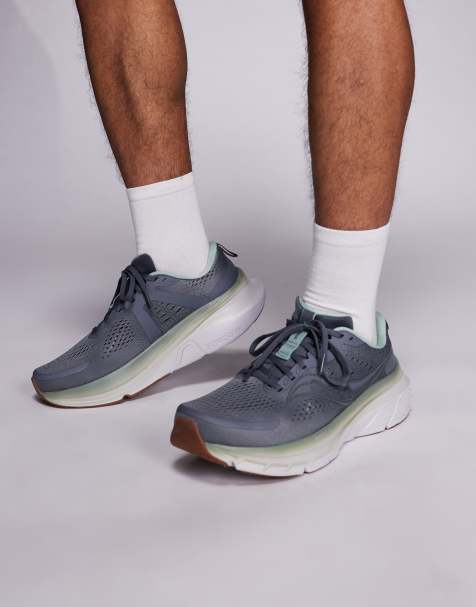 Saucony Guide 18 running trainers in grey and iceberg - view 1