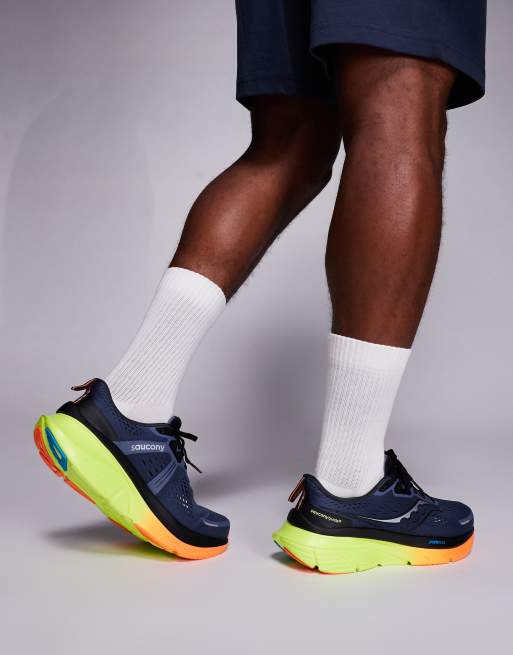 Saucony Guide 18 running trainers in shadow and vizi, 3 of 5
