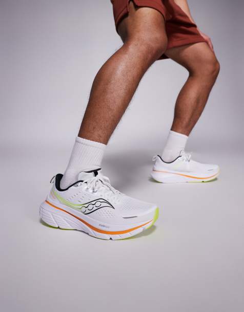 Saucony Guide 18 running trainers in white and peel - view 1
