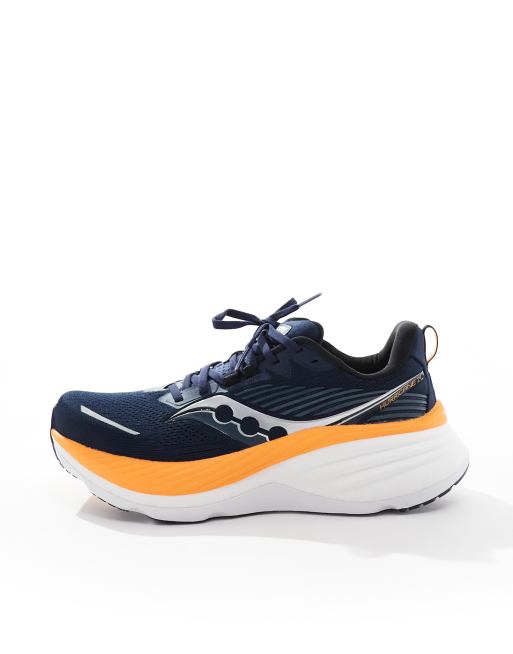 Saucony hurricane black friday discount