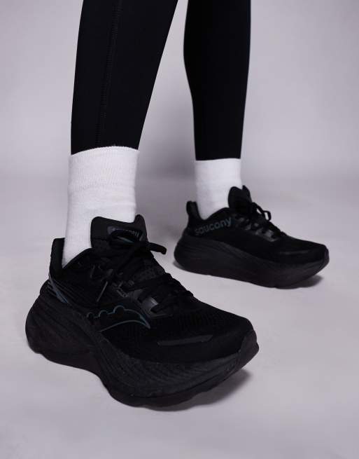 Saucony - Hurricane 24 - Sneakers met maximale demping in zwart