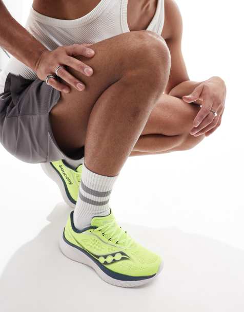 Saucony – Kinvara 15 Neutral – Citrongula och marinblå löparskor - view 1