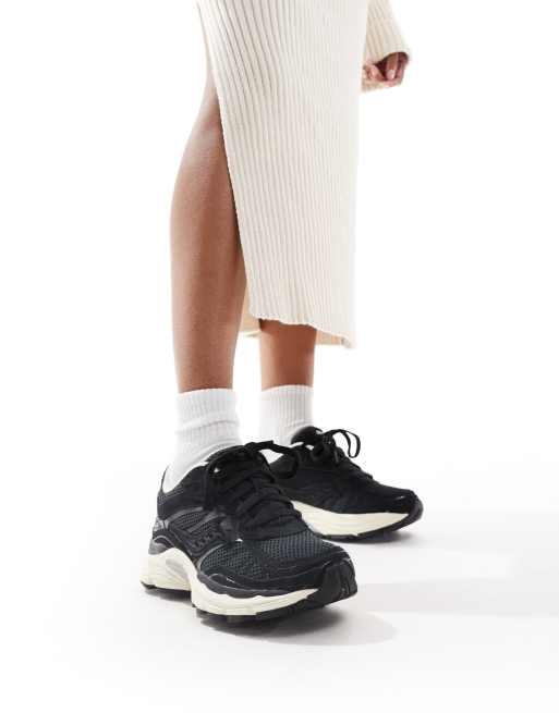 Saucony – Originals – Progrid Omni 9 – Sneaker in Schwarz und Cremeweiß, 4 von 5