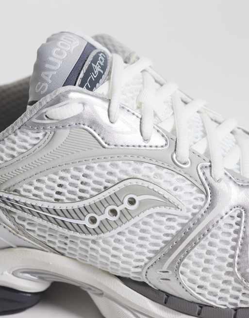 Saucony Progrid Triumph 4 OG trainers in silver and white, 4 of 5