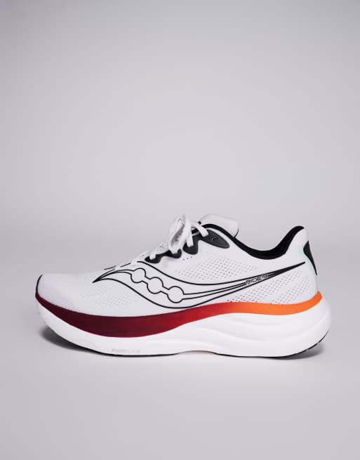 Saucony Ride 19 running trainers in white and crimson, 2 of 5