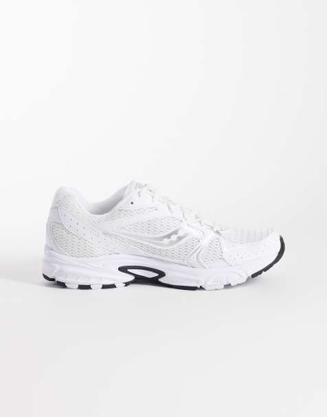Saucony – Ride Millennium – Sneaker in Weiß und Silber - view 1