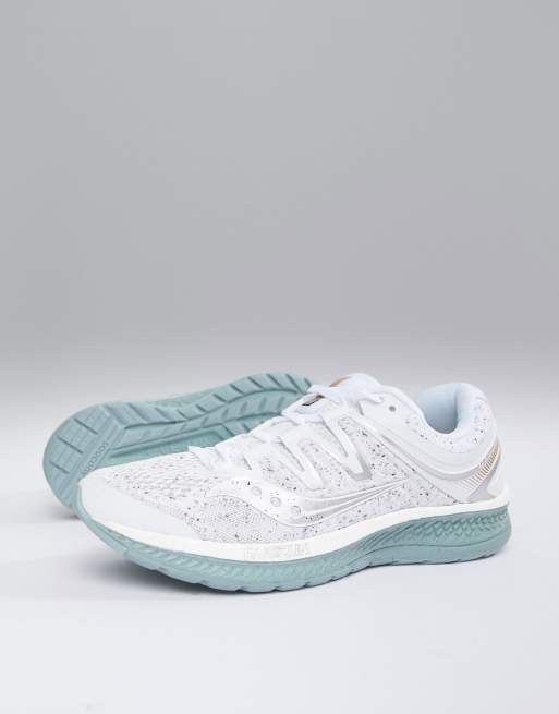 Saucony Running hurricane iso4 white noise pack in white