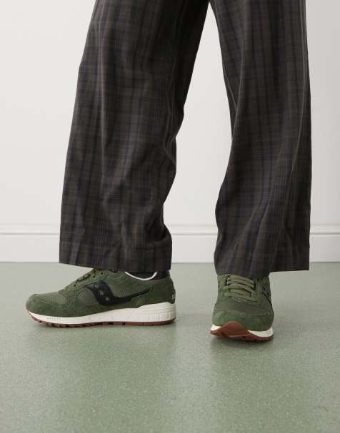 Saucony Shadow 5000 sneakers in green and black - view 1