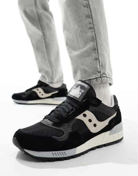 Saucony Shadow 5000 trainers in black - view 1