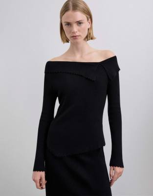 Scalpers - Asymmetrischer Strickpullover in Schwarz