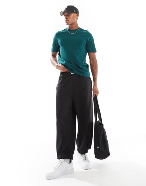 Scalpers – Attic – T-Shirt in Grün mit Brusttasche - view 1