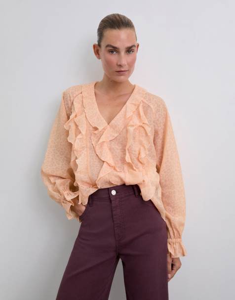 Scalpers - Blusa color cipria con stampa animalier e volant - view 1