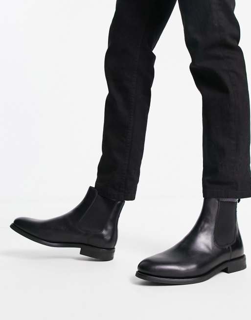 Scalping boots deals