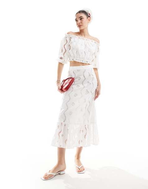 Scalpers embossed skirt in white