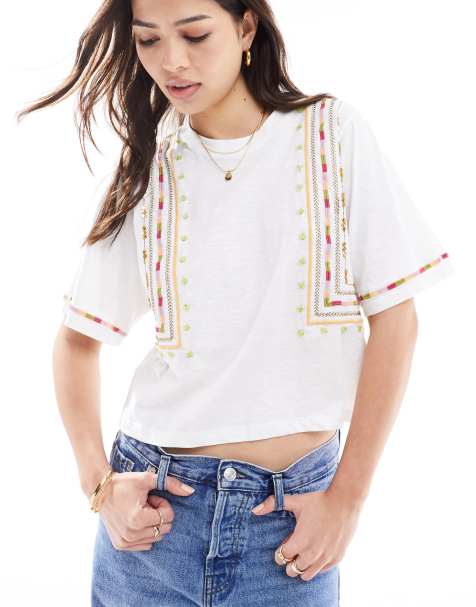Scalpers embossed t-shirt in ecru - view 1
