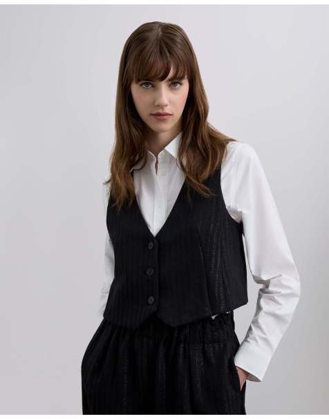 Scalpers - Gebreid gilet met lurex strepen in zwart - view 1