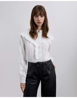 Scalpers - Gesmokte Hemdbluse in Wollweiß mit Rüschen