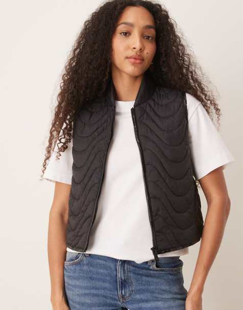 Scalpers Gstaad basic vest in black