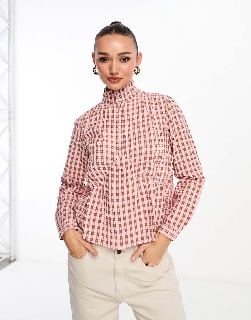 Scalpers high neck shirt in pink check