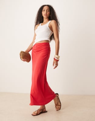 Ic wrap skirt in red