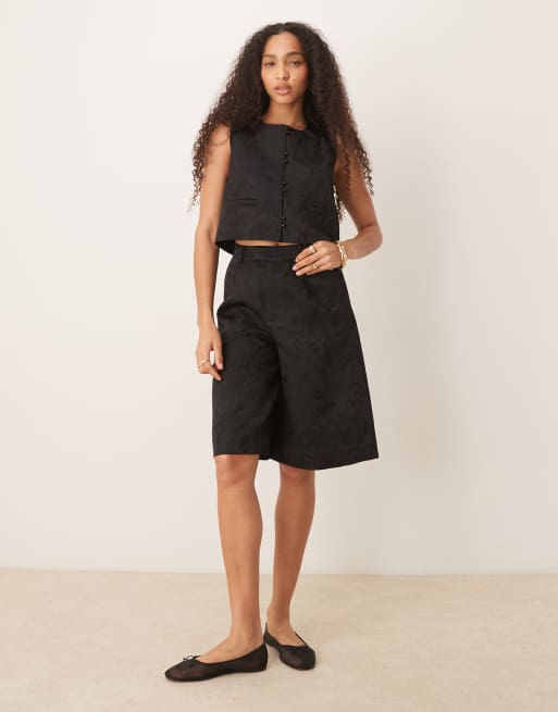 Scalpers Jac shorts in black
