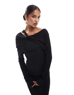 Jery knot asy dress in black