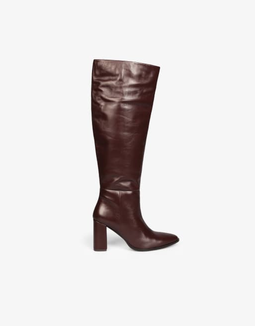 Scalpers – Kniehohe Stiefel aus Leder in Burgunderrot mit Absatz