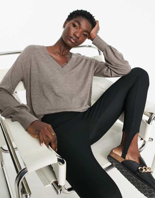Scalpers - Lara - Pull à col en V plongeant - Taupe | ASOS