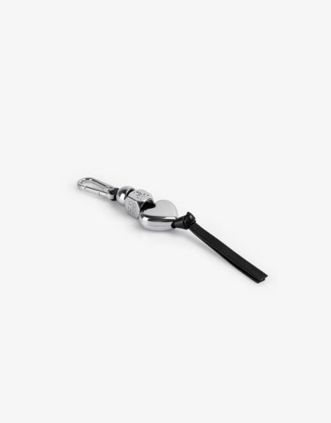 Scalpers - Metalen sleutelhanger met hartje in zwart - view 1