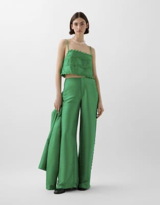 New scallop top in green