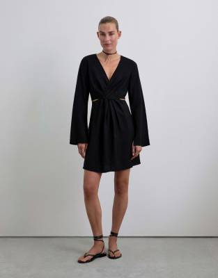 Scalpers - Ray - Kurzes Kleid in Schwarz mit Knotendetail