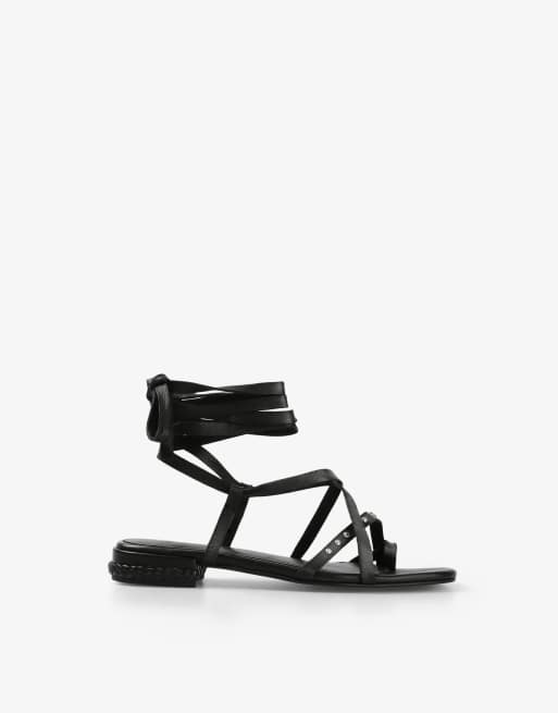 Scalpers – Roma – Geflochtene Sandalen in Schwarz