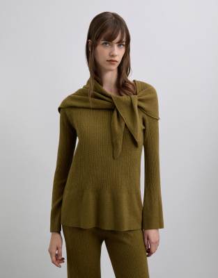 Scalpers - Set mit Strickpullover in Khaki mit welligem Detail-Grün