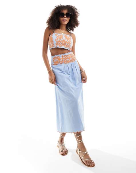 Scalpers skirt in light blue