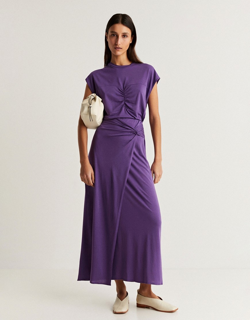 Scalpers skirt in purple