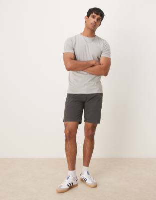 Scalpers Skull Tee In Gray