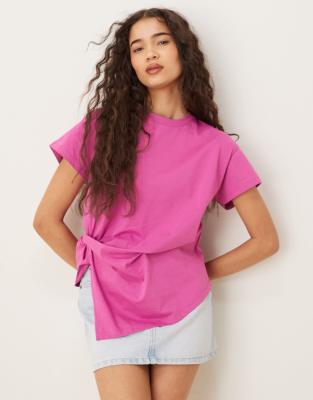 Scalpers - T-Shirt in Bouganville mit seitlichem Knoten-Rosa