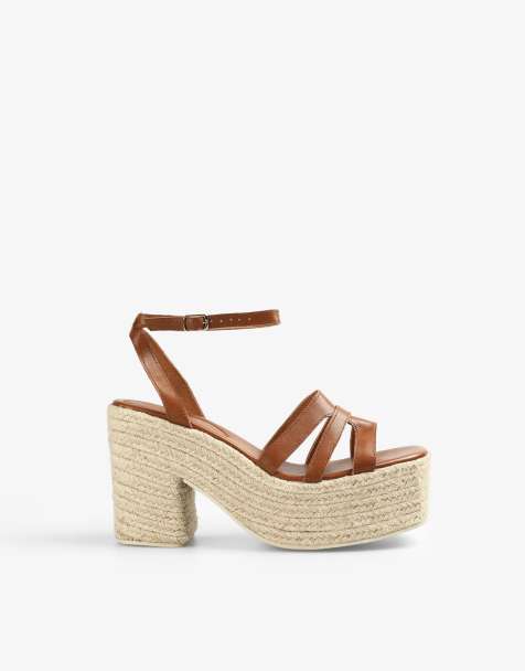 Scalpers – Yute – Sandale in Camel mit Absatz - view 1