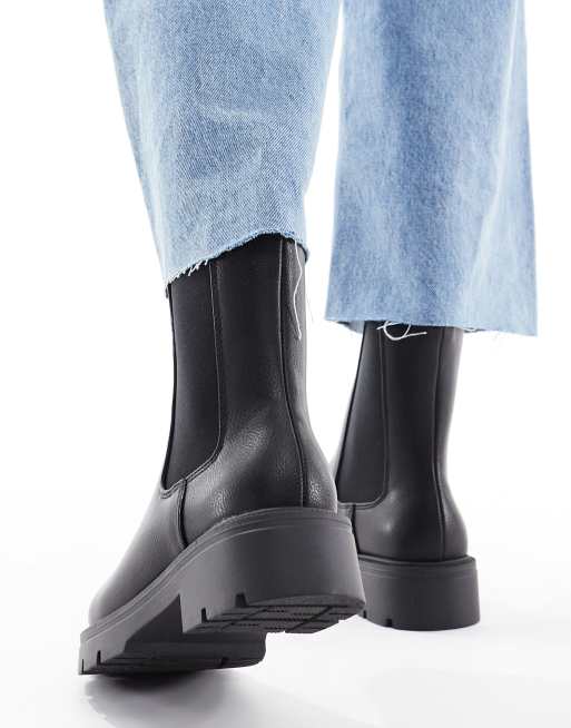 schuh Abbie chunky chelsea boots in black, 2 of 4