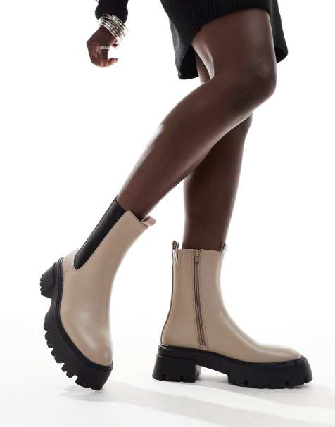 schuh Addilyn chunky ankle boots in natural - view 1