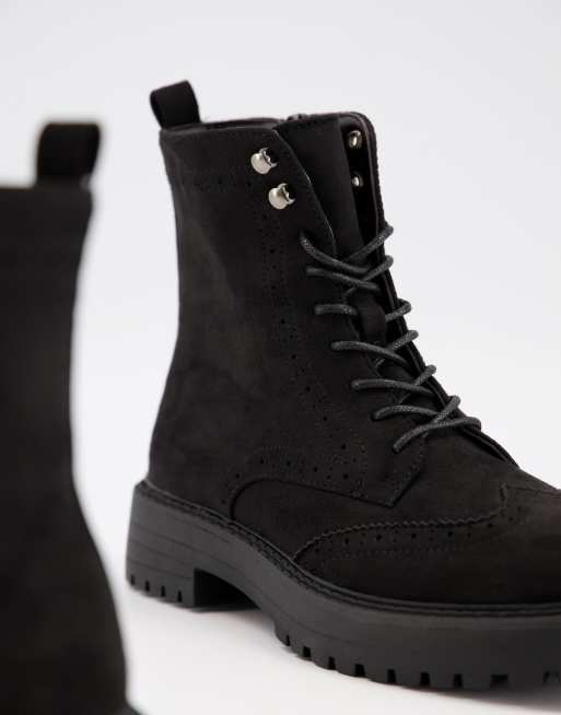 Schuh – Anabelle – Czarne sznurowane botki w stylu brogsów z imitacji zamszu, 4 z 4