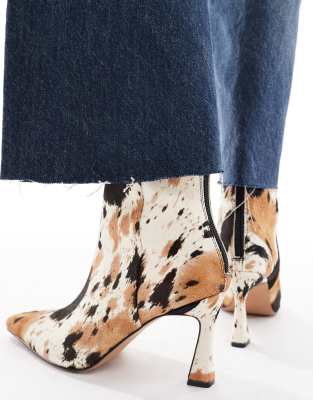 Schuh Bambi Kitten Heel Ankle Boots In Multi